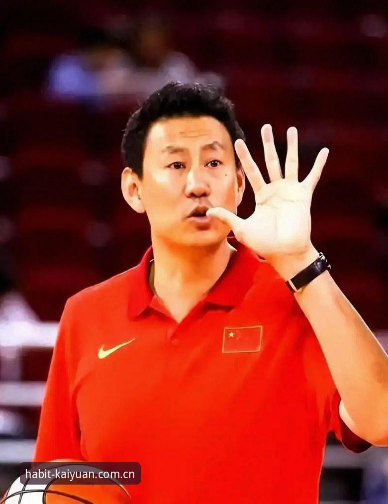 每天习惯打开的那一页登录教程 北京男篮换帅决策解析:李楠接任的数据与逻辑